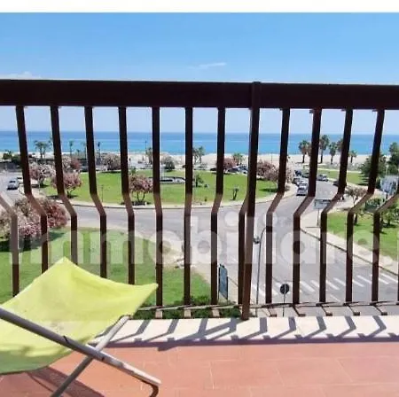 Appartamento Splendido A Soverato Fronte Mare *